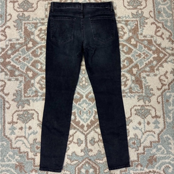 Mother High Waisted Locker Denim Jeans Faded Black
Skinny Size 30 - Picture 5 of 9